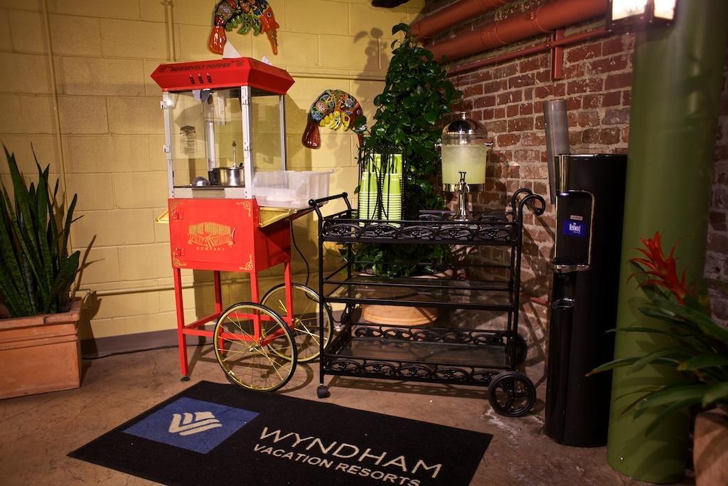 Club Wyndham La Belle Maison New Orleans Exteriör bild